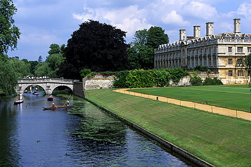 Круглогодичные курсы английского для взрослых European Centre Cambridge (Кембридж)