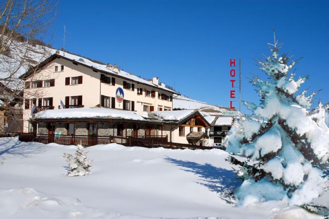Аренда апартаментов в Сестриере - Hotel Banchetta 3*