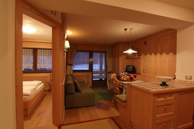 Аренда апартаментов в Корварe- Residence Salvan 3*